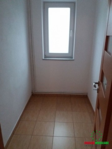 vila-5-camere-de-inchiriat-in-sibiu-zona-turnisor-9